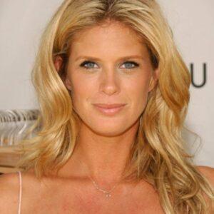From Supermodel to Wellness Guru: The Untold Story of Rachel Hunter's Stunning Transformation!